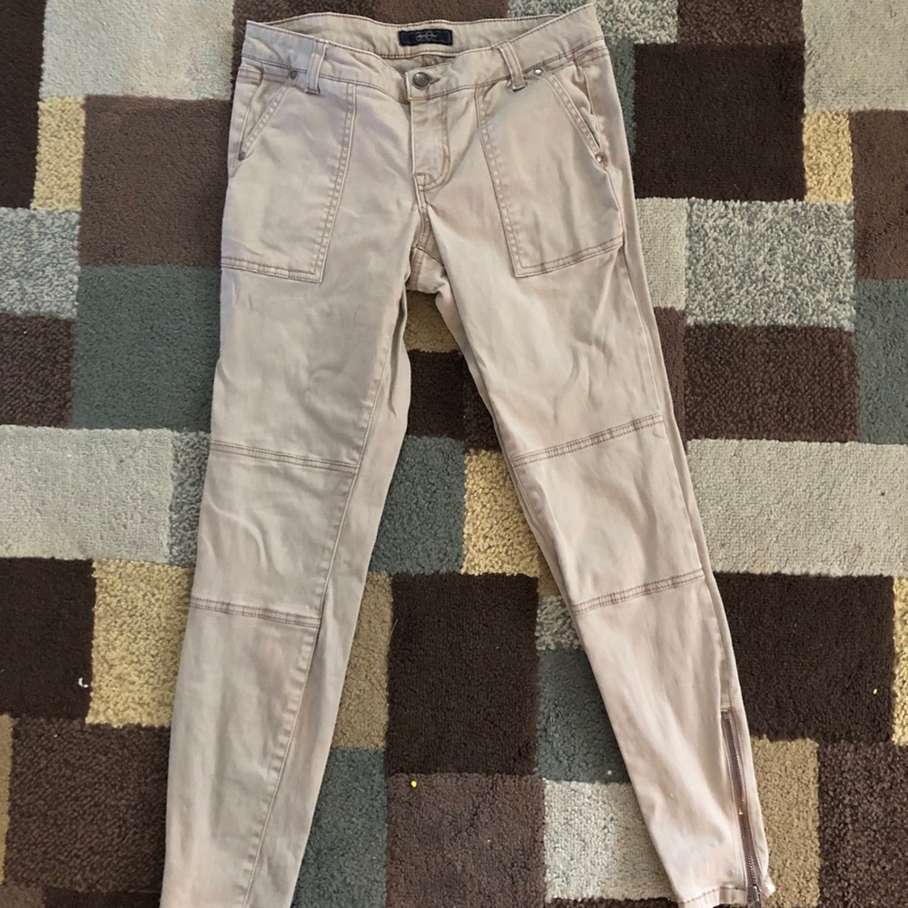 Skinny pants